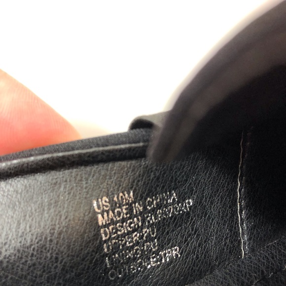 Kenneth Cole Reaction Slip on shoes, size 9 - Picture 6 of 8